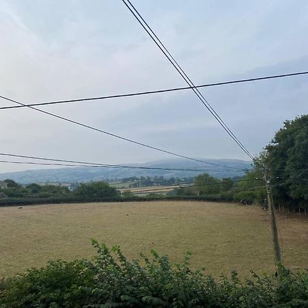 Quarryman'S Holiday Let Llysfaen ภายนอก รูปภาพ